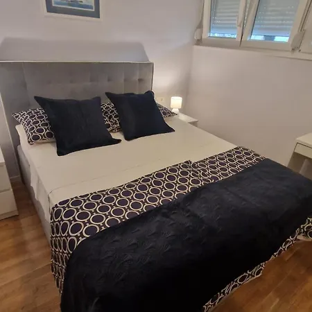 Gostinjska kuća La-la 3*
