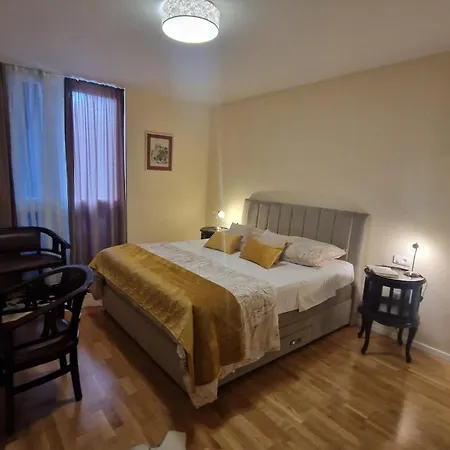Gostinjska kuća La-la 3*