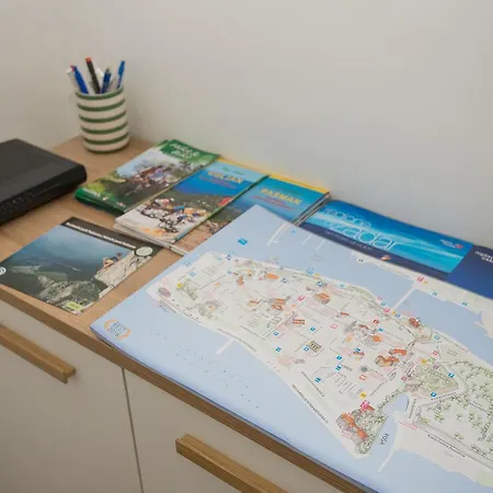 La-la بيت ضيافة زادار