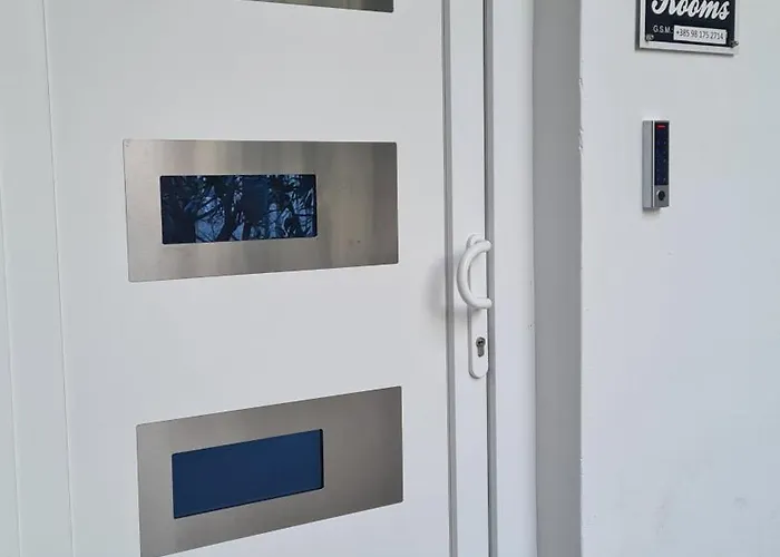 La-la ゲストハウス 3*