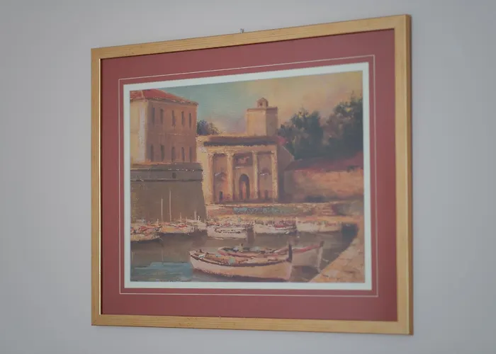 ゲストハウス La-la ザダル